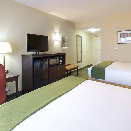 Holiday Inn Express & Suites Covington By Ihg Esterno foto