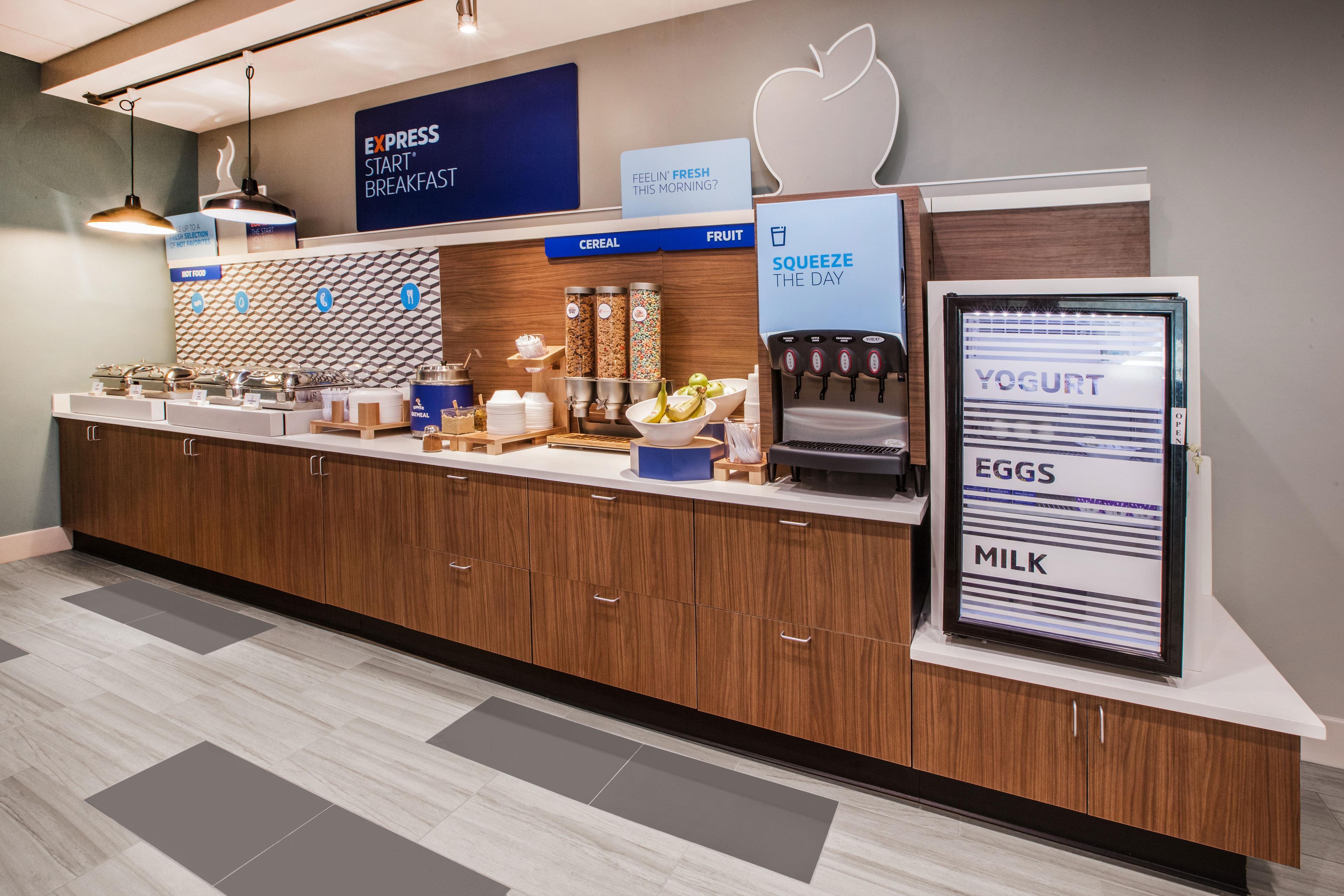 Holiday Inn Express & Suites Covington By Ihg Esterno foto