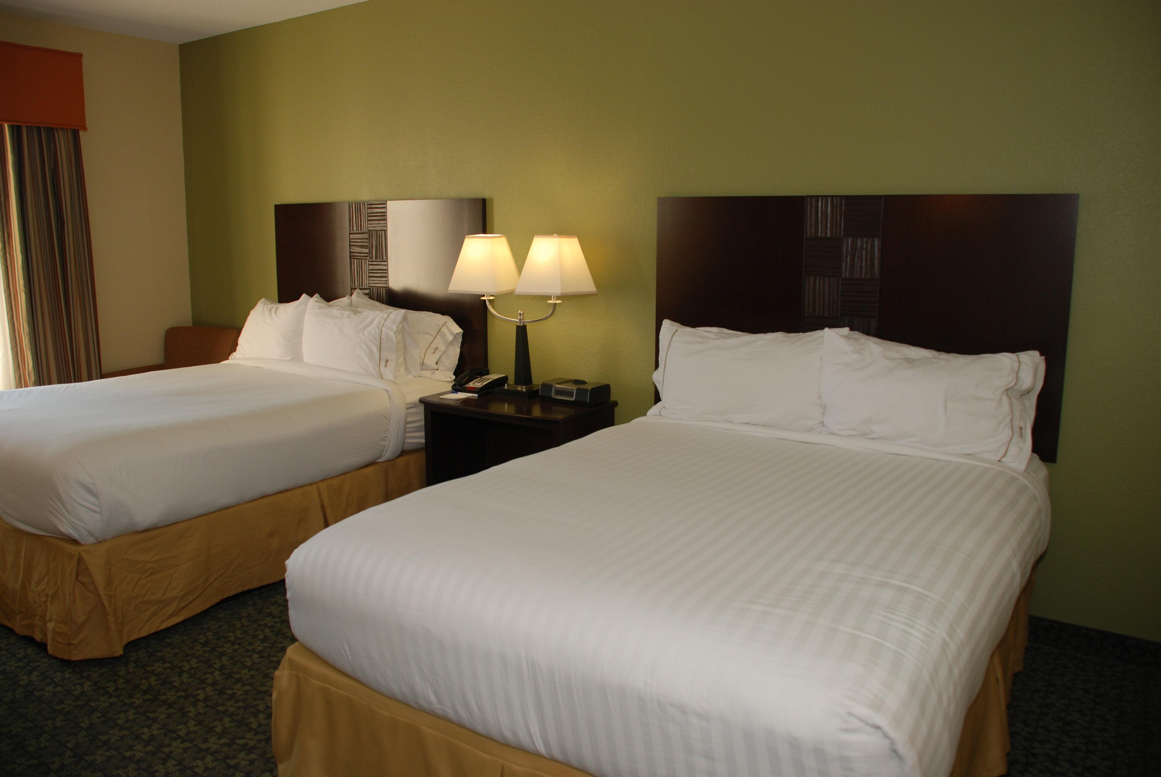 Holiday Inn Express & Suites Covington By Ihg Esterno foto